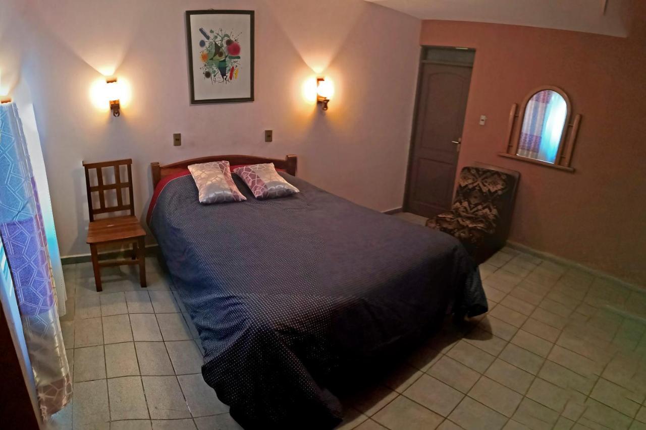 לינה וארוחת בוקר קוצ'במבה Casa Discreta מראה חיצוני תמונה